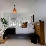 Apartment Alejandra - Gerenoveerd Direct Aan Zee