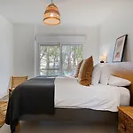 Alejandra - Gerenoveerd Direct Aan Zee *