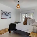 Alejandra - Gerenoveerd Direct Aan Zee Apartment