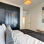 Apartment Alejandra - Gerenoveerd Direct Aan Zee *