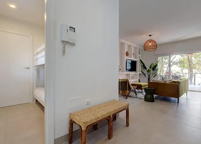 Apartamento Alejandra - Gerenoveerd Direct Aan Zee *