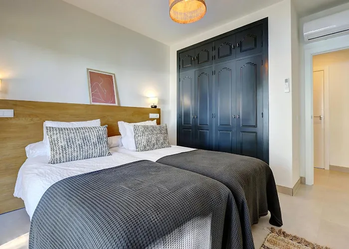 Alejandra - Gerenoveerd Direct Aan Zee Apartamento *