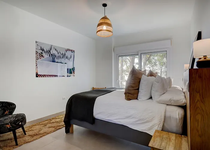 Alejandra - Gerenoveerd Direct Aan Zee Apartamento