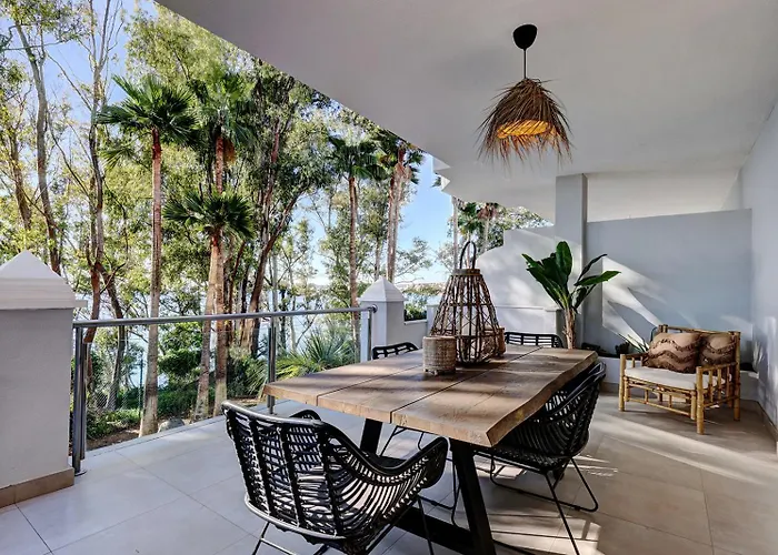 Alejandra - Gerenoveerd Direct Aan Zee Apartamento *