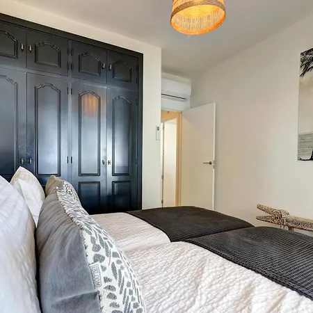 شقة Alejandra - Gerenoveerd Direct Aan Zee *